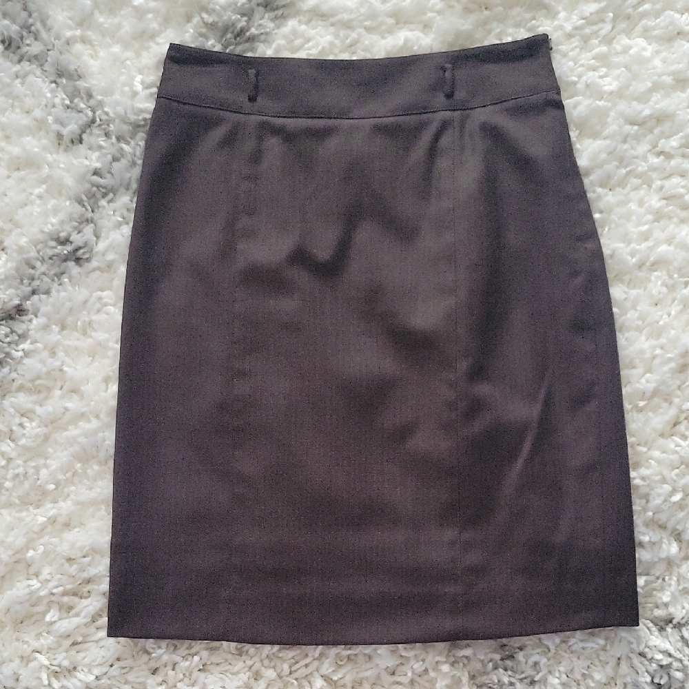Elegant Brown Pencil Skirt